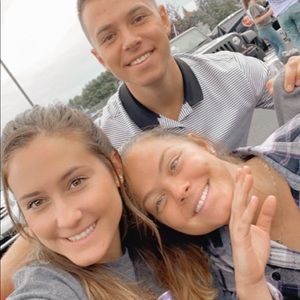 Meet your Posher, Emmy